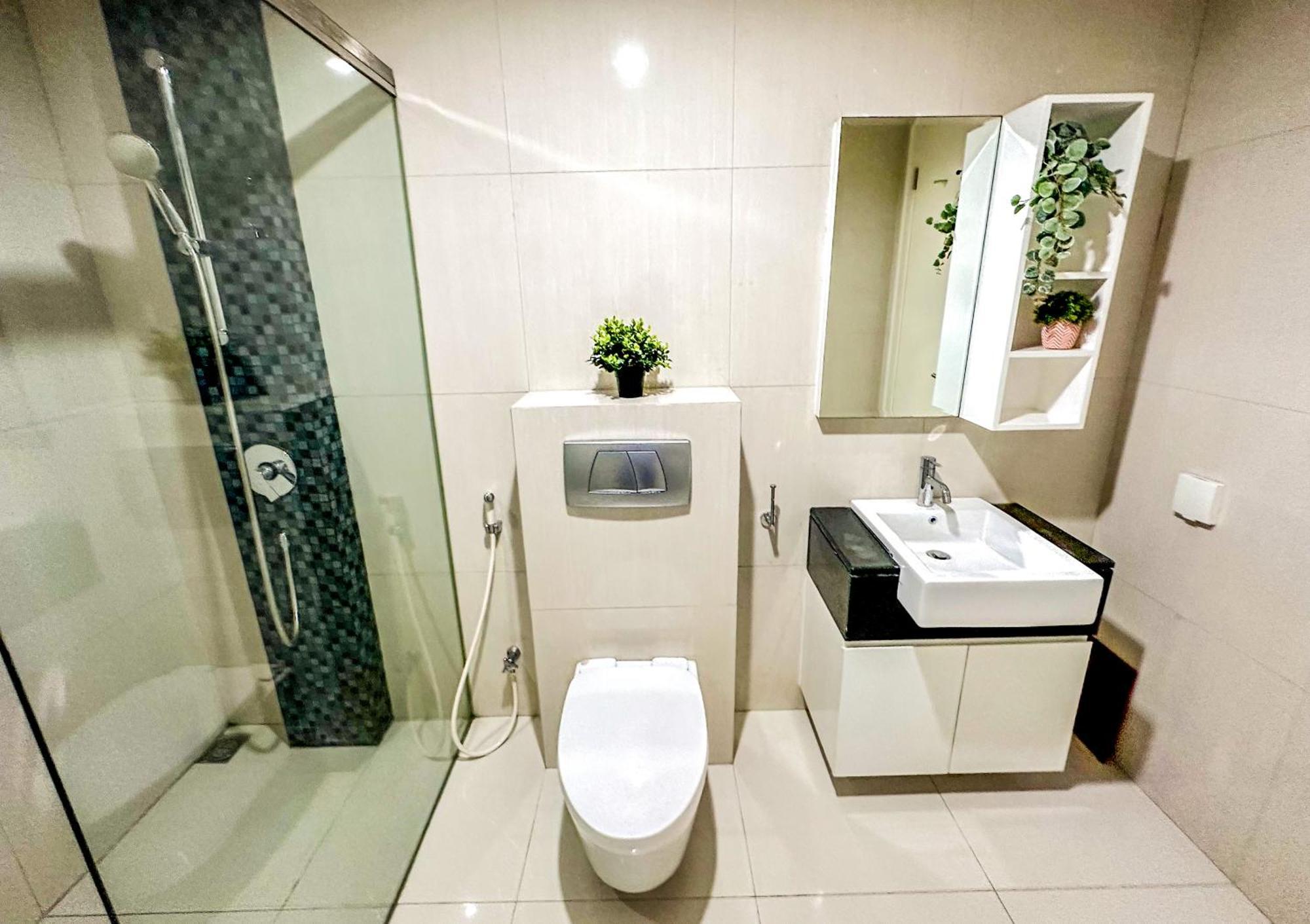 Apartment Sophisticated 2br At Via Tower Ciputra World By Le Ciel Hospitality Surabaya