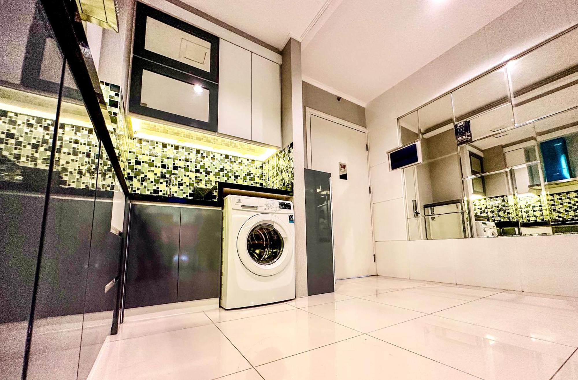 Sophisticated 2br At Via Tower Ciputra World By Le Ciel Hospitality Apartment Surabaya