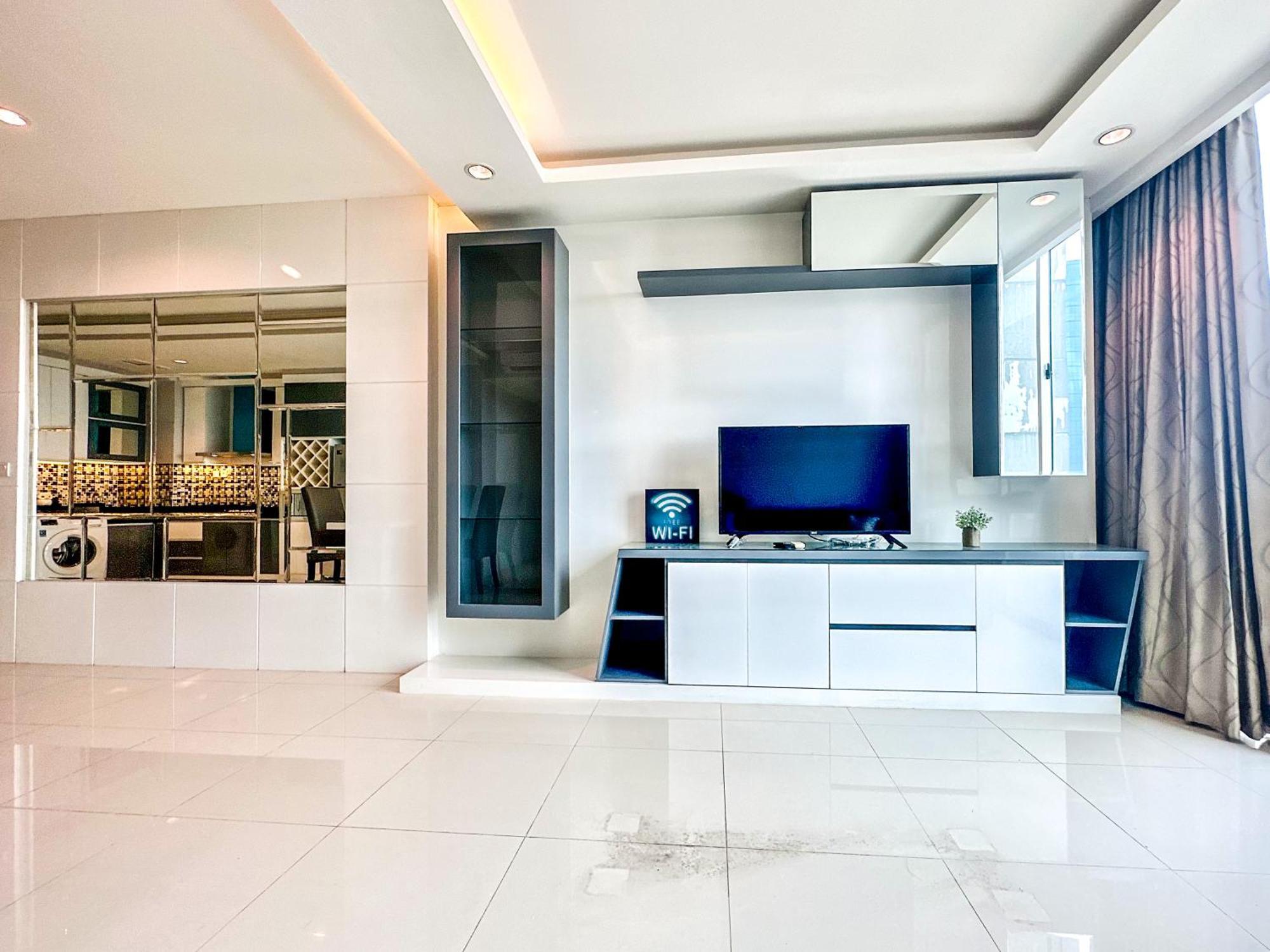 Sophisticated 2br At Via Tower Ciputra World By Le Ciel Hospitality